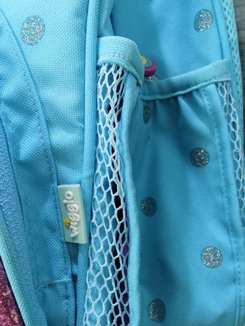 Tas backpack wigglo like new (Kategori: Orang Tua, Bayi & Anak - Lainnya) berada di Bandung. Dikirim oleh allurasyifaadelia23 (ID iklan 1383155367, Gambar 3). Deskripsi: tas wigglo minus sedikit kikis seperti di foto hanya dipakai 2x selebihnya disimpan.
