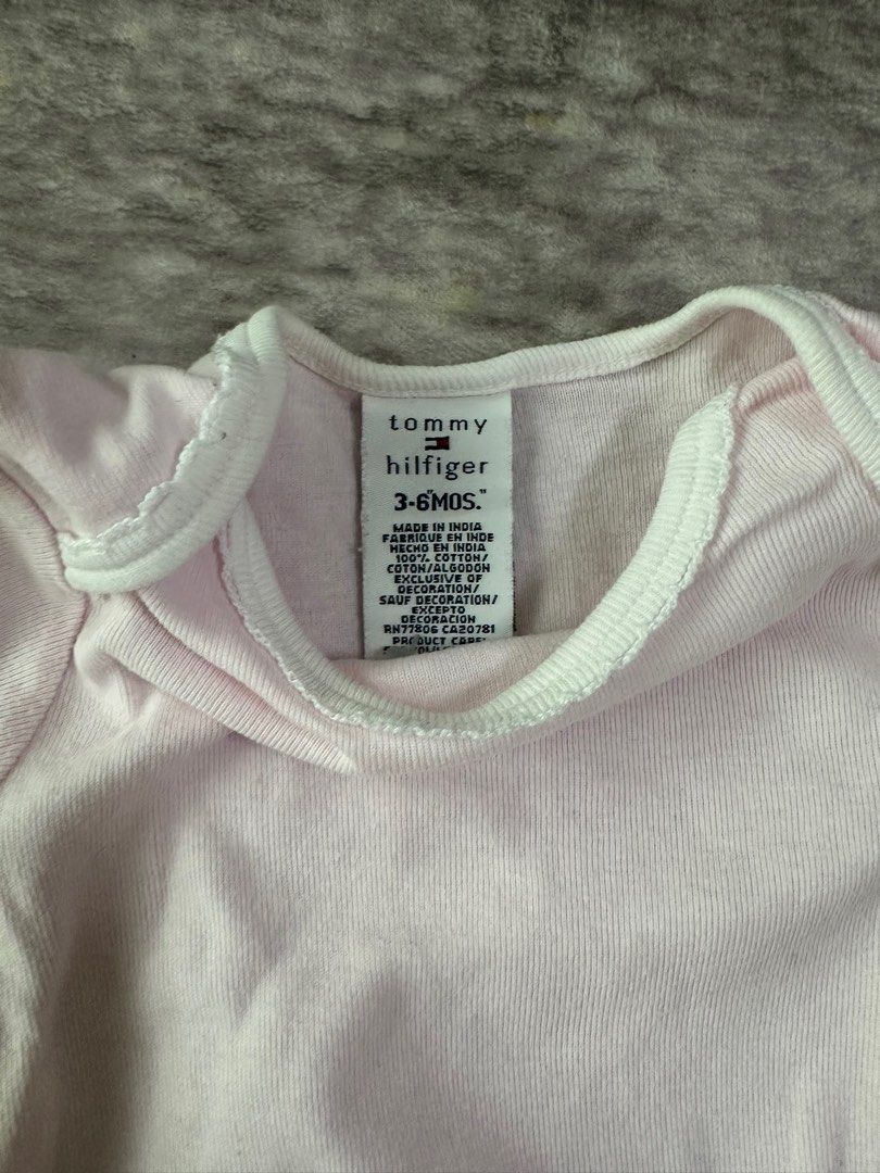 Tommy hilfilger (Category: Babies & Kids Fashion) located in Kulim. Submitted by mrs.zi (Listing ID 1383129219, Image 3). Description: To to 6m can use.