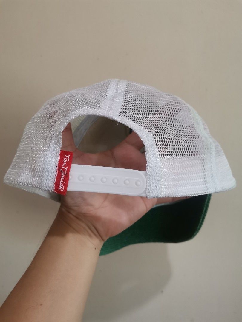 TomtJr surf hat (Category: Caps & Hats) located in Davao. Submitted by marcio17 (Listing ID 1383109722, Image 2). Description: Excellent 300 freeshipping only.