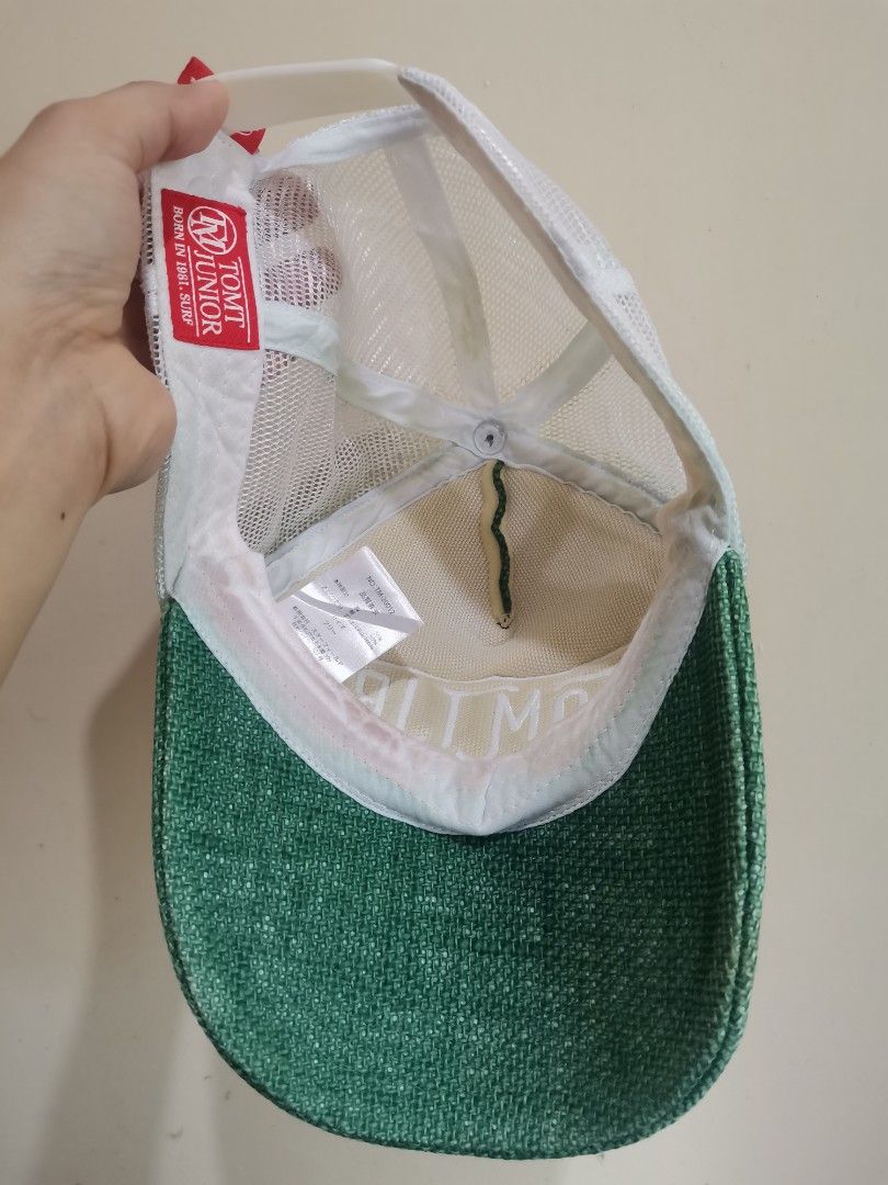TomtJr surf hat (Category: Caps & Hats) located in Davao. Submitted by marcio17 (Listing ID 1383109722, Image 3). Description: Excellent 300 freeshipping only.