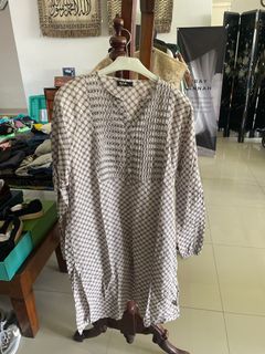 (Kategori: ) berada di . Dikirim oleh micollapreloved (ID iklan 1383125550, Gambar 1). Deskripsi: .