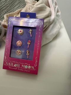 （分類：）位於 。 由 declutter21474 提交（商品編號 1383172604，圖片 1）。簡介： 。