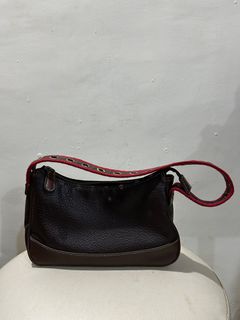 (Category: ) located in . Submitted by oracle_archives (Listing ID 1383208889, Image 1). Description: .