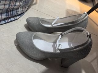 （分類：）位於 。 由 hhhmmm123 提交（商品編號 1383421270，圖片 1）。簡介： 。