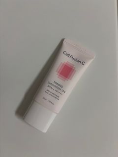 （分類：）位於 。 由 _tszsze 提交（商品編號 1383396978，圖片 1）。簡介： 。