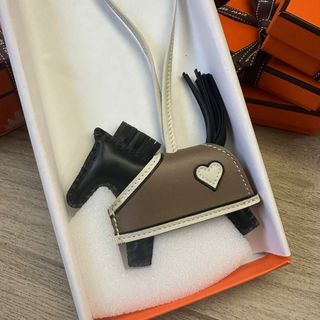 （分類：）位於 。 由 iffystore 提交（商品編號 1383435478，圖片 1）。簡介： 。