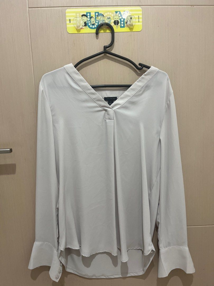 Ann Taylor Longsleeve Blouse (Category: Longsleeves) located in Quezon City. Submitted by declutteringgabe (Listing ID 1383456903, Image 1). Description: ₱500 for both!.