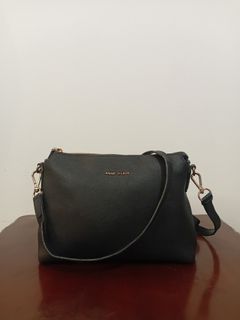 (Kategori: ) berada di . Dikirim oleh lovprlvd (ID iklan 1383414140, Gambar 1). Deskripsi: .