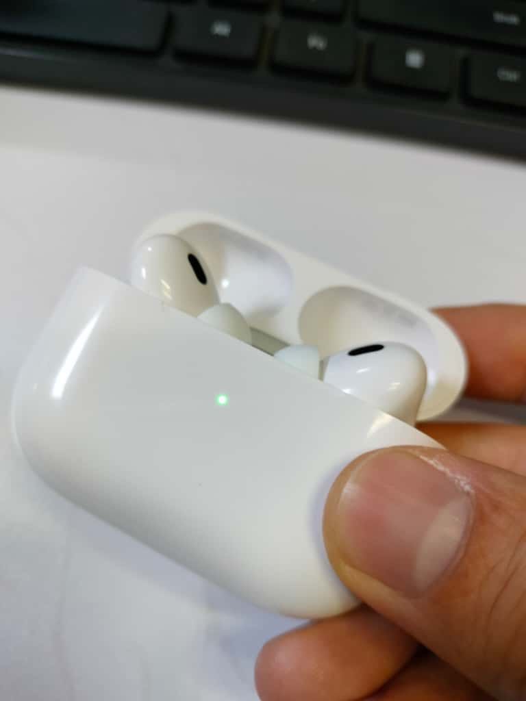 Apple AirPods Pro 2  - Like New Condition63217775191682112