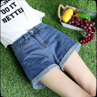 (Category: ) located in . Submitted by chicmamashop (Listing ID 1383348597, Image 1). Description: .