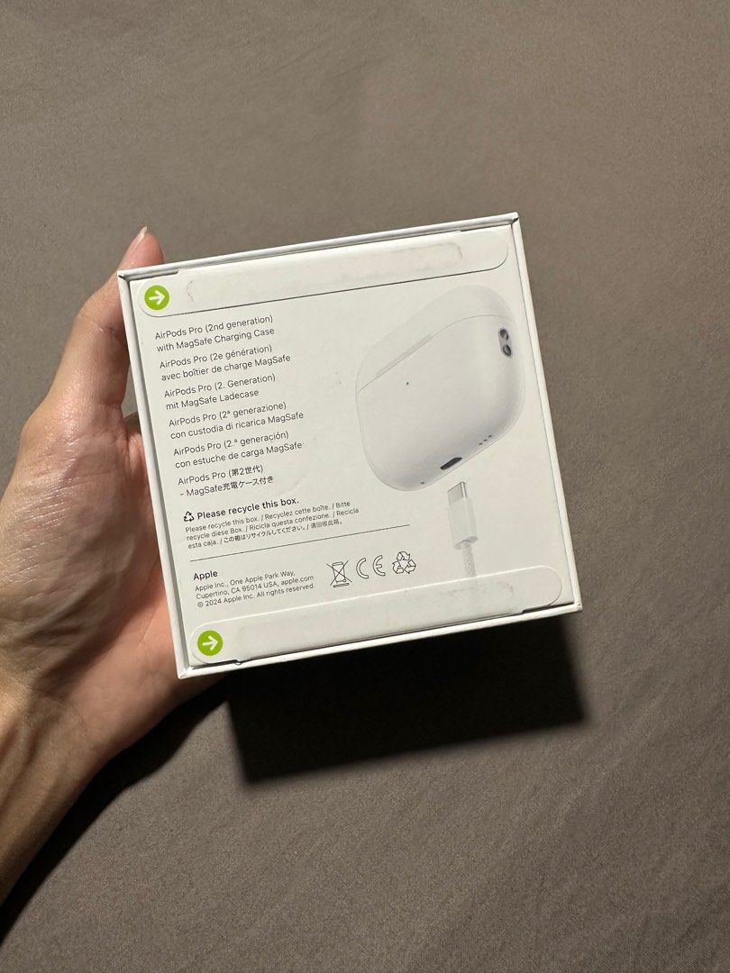BNIB Apple AirPods Pro 2 USB C63203129659649111