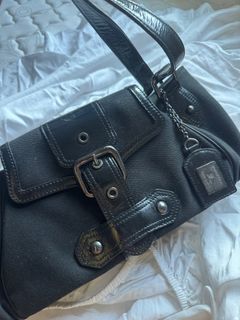(Category: ) located in . Submitted by campohhh (Listing ID 1383380010, Image 1). Description: .