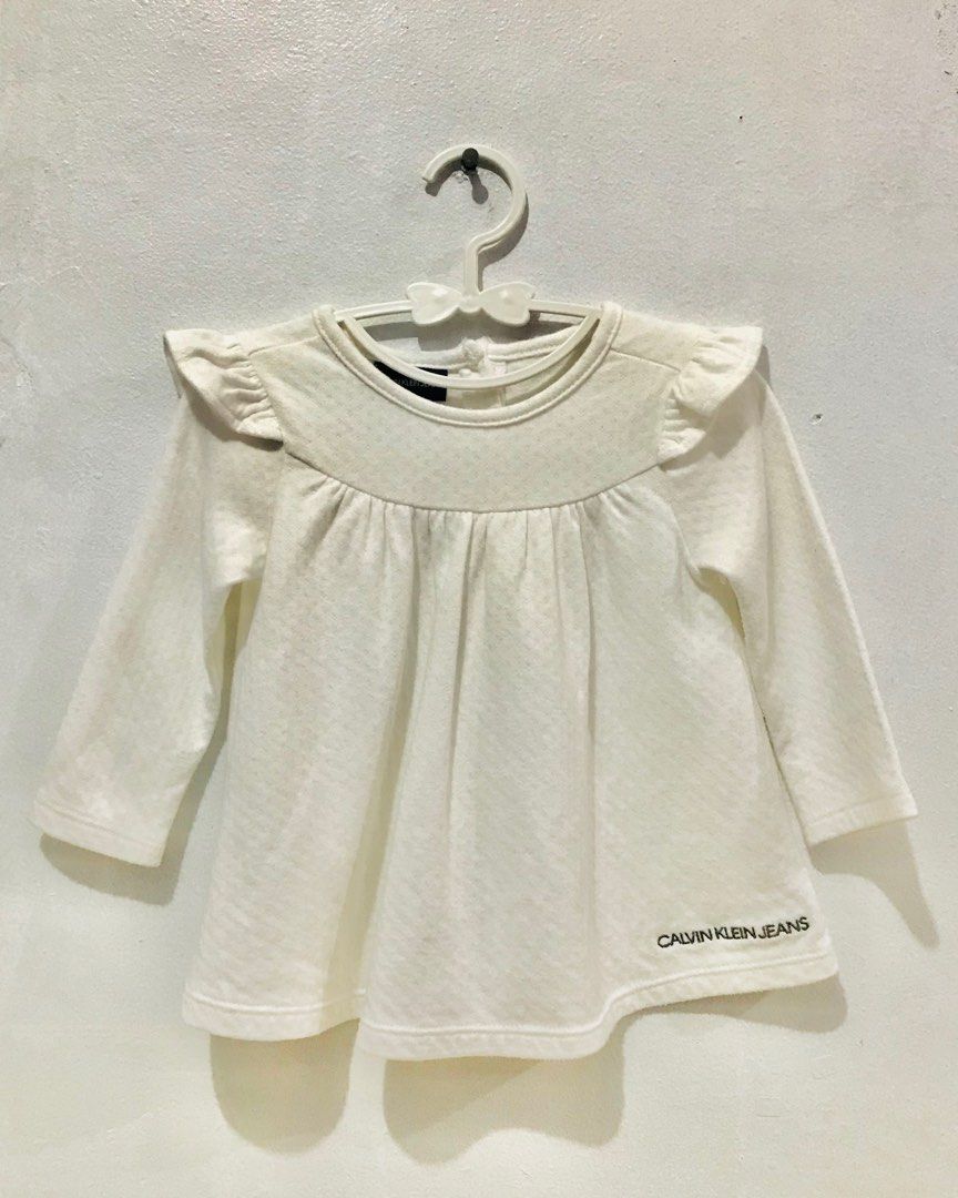 Calvin Klein Toddler Top (Category: Babies & Kids Fashion) located in Pasig City. Submitted by adikinsdeclutter (Listing ID 1383347405, Image 1). Description: .