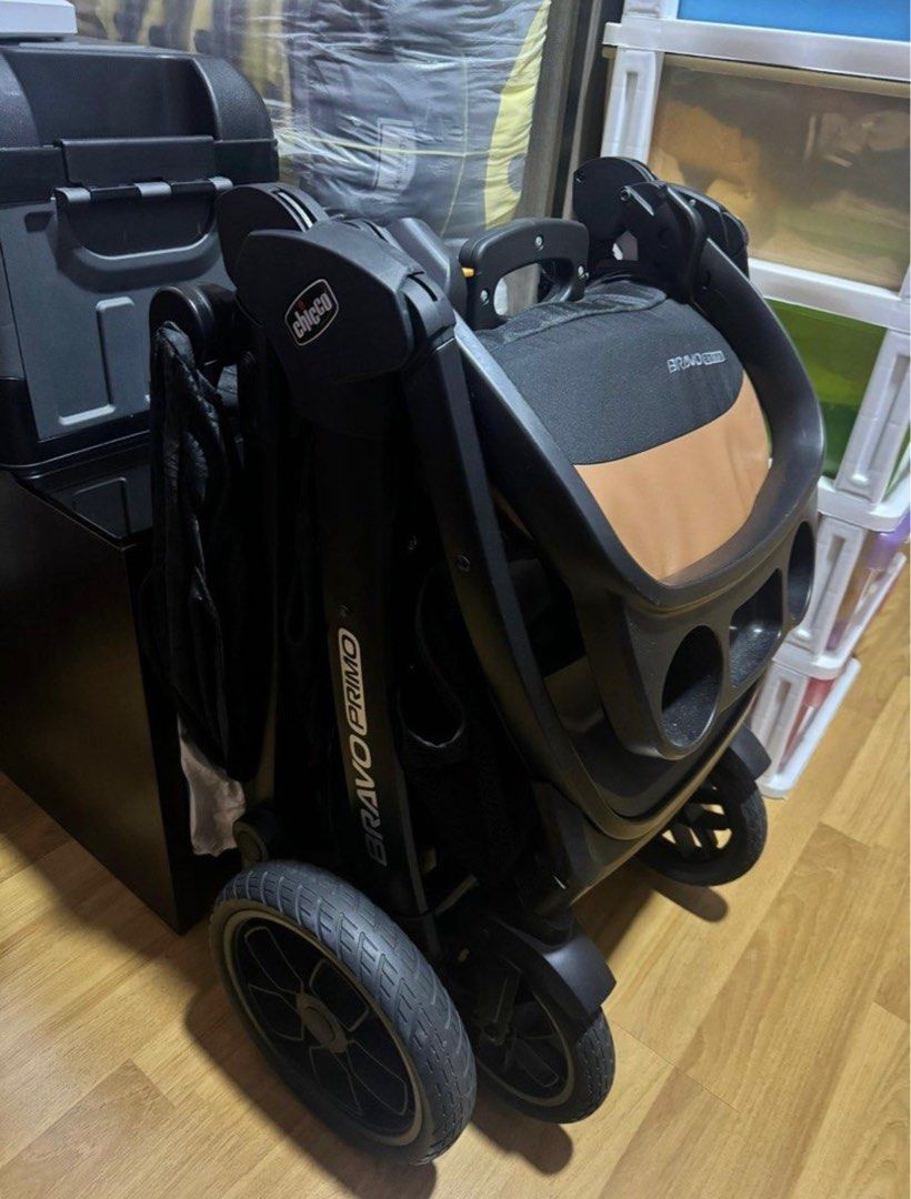 Chicco bravo trio travel system (Category: Strollers) located in Kuala Lumpur. Submitted by wonderbaby113 (Listing ID 1383339270, Image 2). Description: Bought it a year ago , baby no longer use it , as we changed to another travel stroller . Very good condition . Keyfit 35 carrier not included. Selling at rm1500 , can be nego a little .