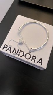 (Category: ) located in . Submitted by Axaxessories (Listing ID 1383383120, Image 1). Description: .