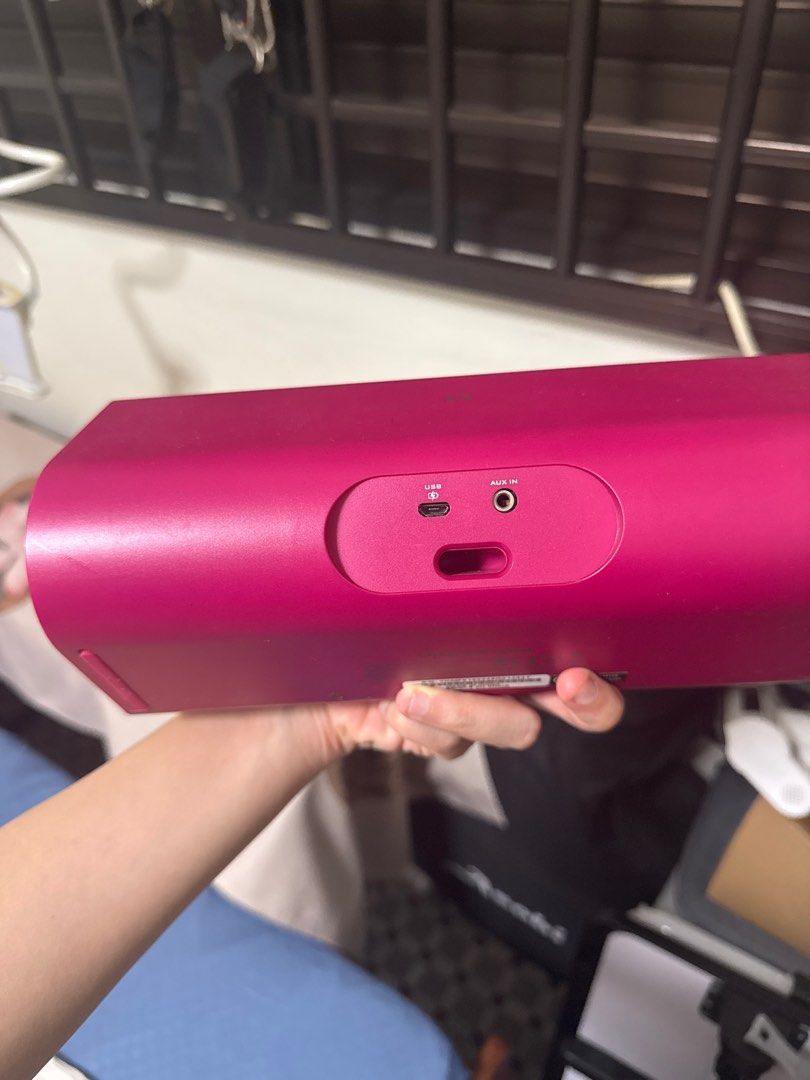 Creative Airwave Portable Bluetooth Speaker - Pink63206818433667111