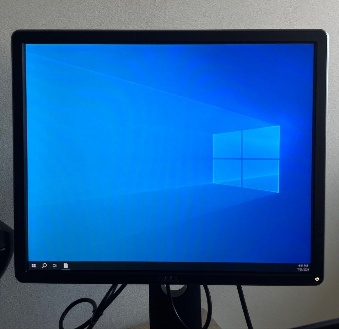 Dell Monitor - Excellent Condition63204761764098113