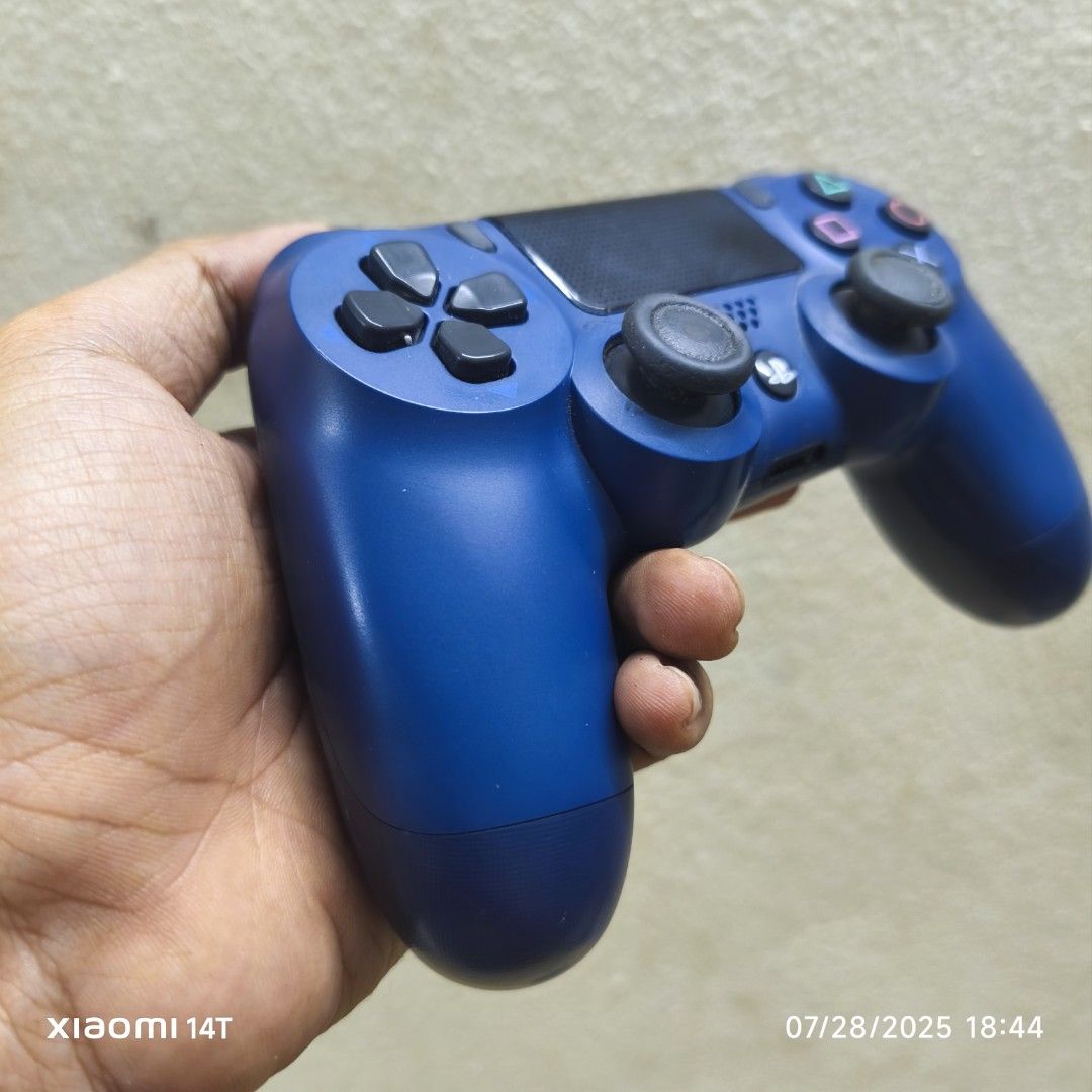 Ds4 controller original used, Video Gaming, Gaming Accessories ...