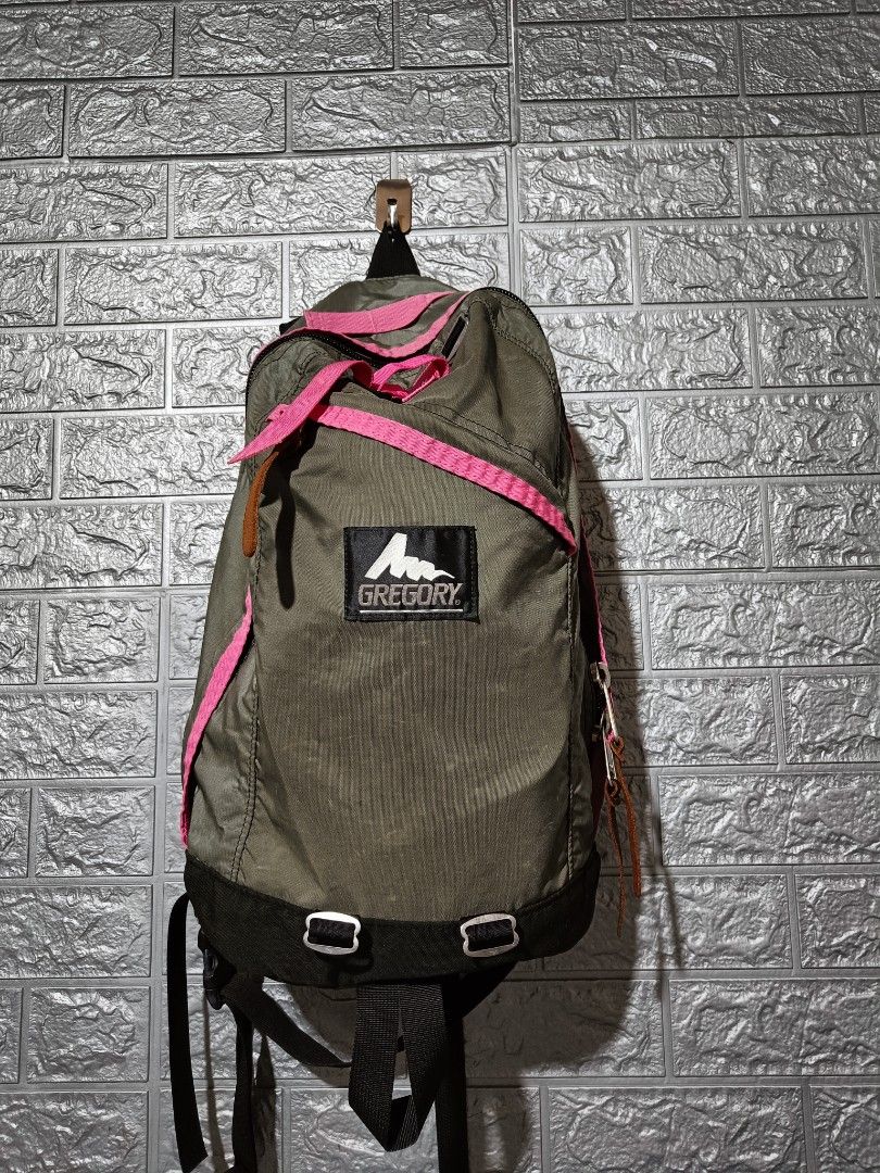 For Sale Gregory Backpack (Category: Backpacks) located in Quezon City. Submitted by champshop (Listing ID 1383407007, Image 1). Description: 📍 For Sale Gregory Back Pack📍 - No issues/with signs of usage (see pics, color may vary due to lighting) - 26 liters - good for outing/school bag/office bag - location: Quezon City, Commonwealth ave - mode of payment: Gcash or COD via Lalamove (del fee to be paid by buyer) Selling for 1,300.00 pesos only!