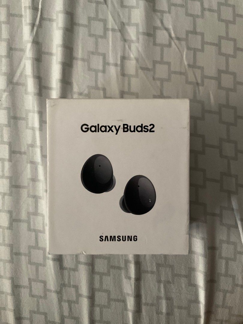 Galaxy Buds 2 (unsealed) (Category: Earphones) located in Manila. Submitted by 2025.gadgetspot (Listing ID 1383327854, Image 1). Description: GALAXY BUDS 2 FS/LFB Unsealed, never been used, authentic from US selling for ₱4000 - 4 stocks price still negotiable meetups/ shipping 📍qc pm if interested..