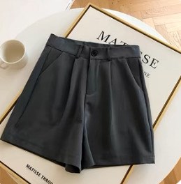 (Category: ) located in . Submitted by lilacwardrobe (Listing ID 1383415751, Image 1). Description: .