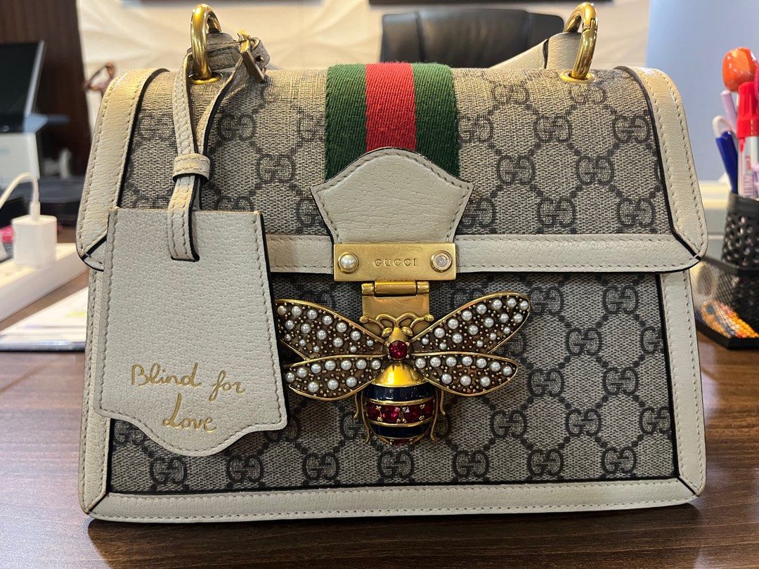 Gucci Supreme Monogram Small Queen Margaret Top Handle (Category: Luxury Bags & Wallets) located in Pasay City. Submitted by peeboe101 (Listing ID 1383406507, Image 1). Description: AUTHENTHIC 💯 Includes: Dust Bag Paper Bag.