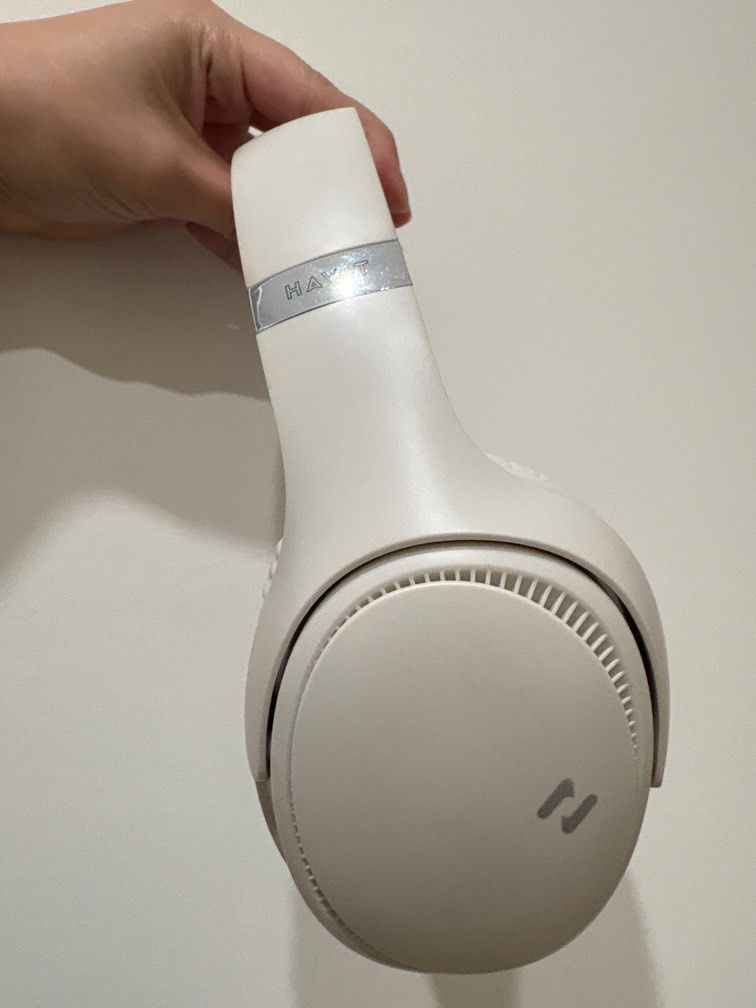 由 92xfgtc48v (刊登 ID 1383450551，圖片 2) 提交，位於 高雄市 (Kaohsiung) 的 HAVIT H630BT (類別：頭戴式耳機)，說明：超高續航力 輕巧 久戴不負擔 藍芽5.3 連結穩定/快速 支援AUX/SD卡/電台收聽 可接聽電話。