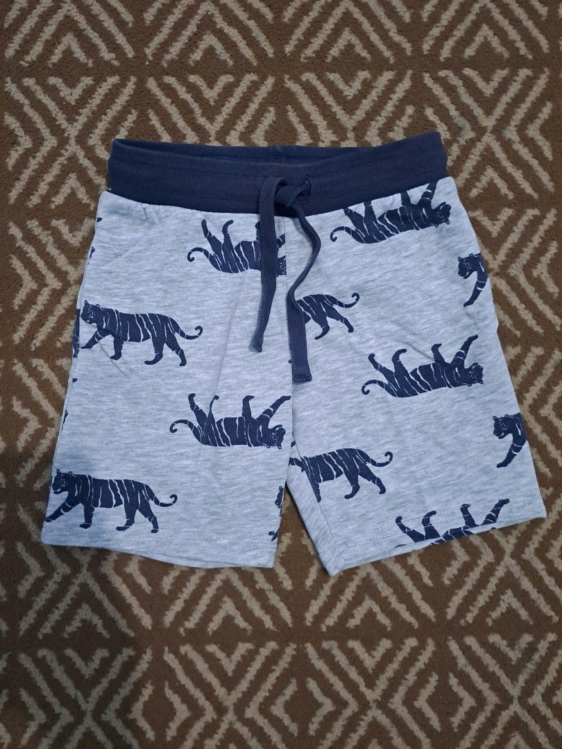 H&M (Kategori: Orang Tua, Bayi & Anak - Lainnya) berada di Badung. Dikirim oleh busystuff (ID iklan 1383302002, Gambar 1). Deskripsi: harga nett shopii + adm 15%.