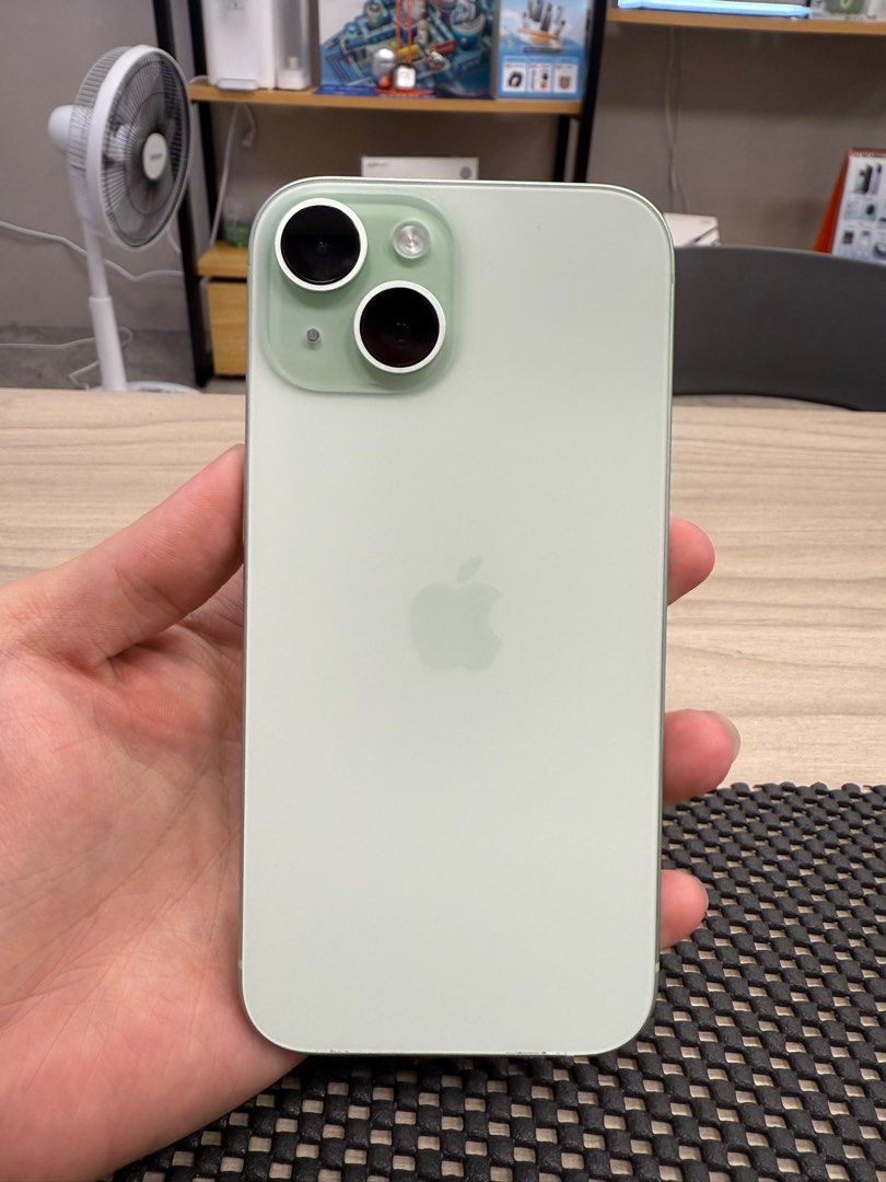 由 tony880422 (刊登 ID 1383382207，圖片 1) 提交，位於 台南市 (Tainan) 的 iphone 15(128G) 馬尼通訊 (類別：iPhone 15 Series)，說明：。