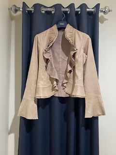 (Kategori: ) berada di . Dikirim oleh thriftuloved.id (ID iklan 1383411393, Gambar 1). Deskripsi: .