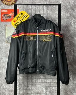 (Kategori: ) berada di . Dikirim oleh stylevtg (ID iklan 1383454212, Gambar 1). Deskripsi: .