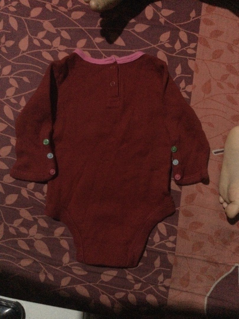 Jumper Knit GAP Bayi (0-3 Month) (Kategori: Baju Bayi) berada di Tangerang. Dikirim oleh de__preloved (ID iklan 1383285909, Gambar 2). Deskripsi: Preloved barang pribadi. Size 0-3 month. Good condition..
