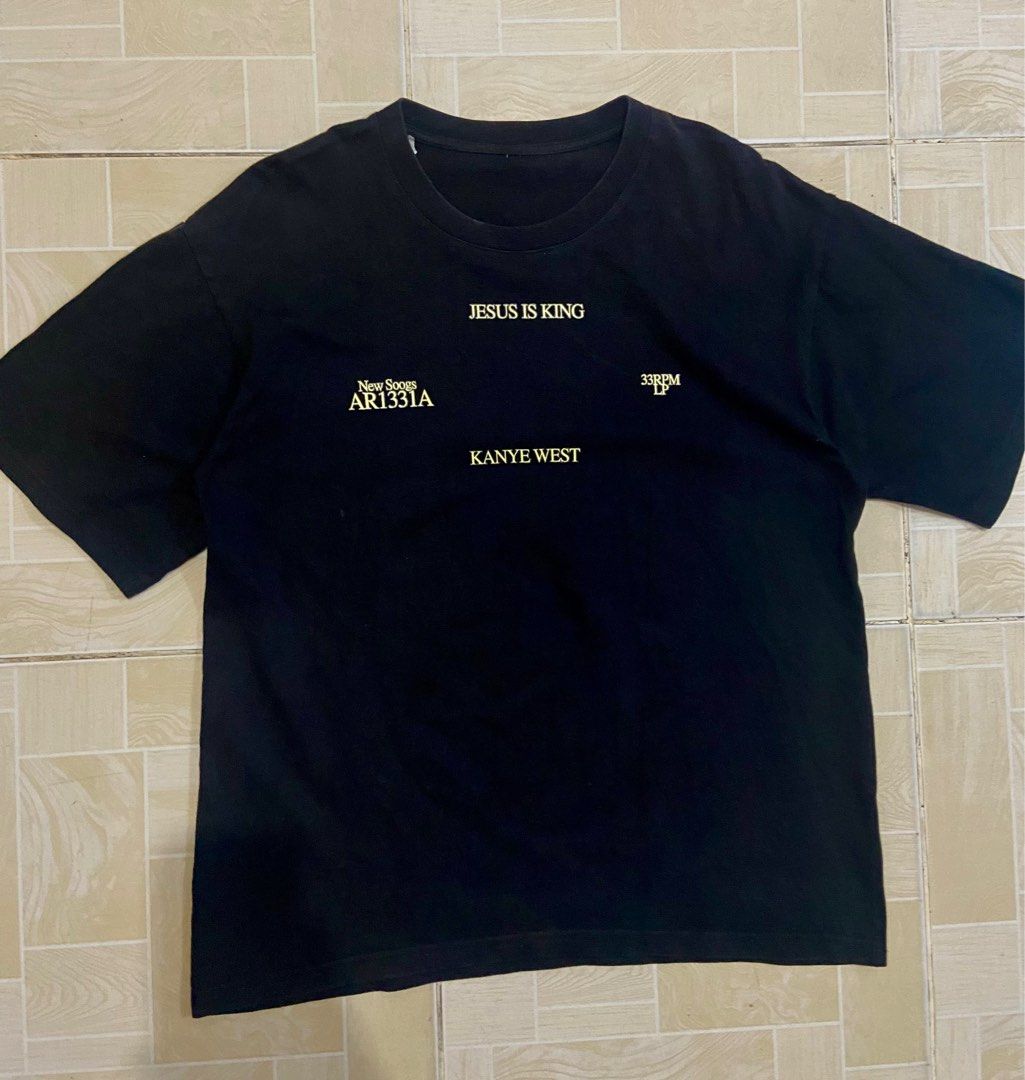 KANYE WEST NEW SONGS (Category: Tshirts & Polo Shirts ) located in Angeles City. Submitted by keeptheoldschoolalive (Listing ID 1383395988, Image 1). Description: KANYE WEST EXCELLENT CONDITION HEAVY COTTON NO ISSUE 9 OVER 10 COLOR RATE NO PINHOLE LARGE.