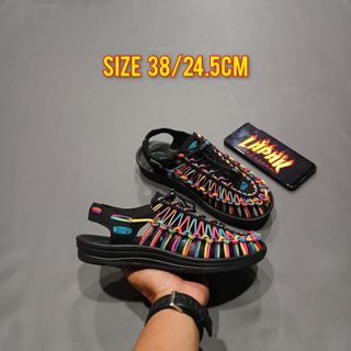 (Kategori: ) berada di . Dikirim oleh lapaksepatuku (ID iklan 1383432734, Gambar 1). Deskripsi: .