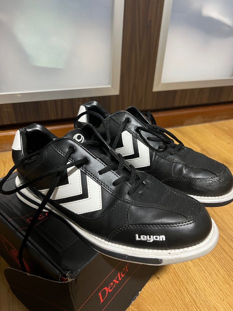 Leyon Bowling Shoes RH- Size US 10, Sports Equipment, Sports