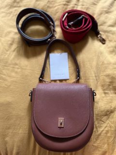 (Category: ) located in . Submitted by vintage_preloved15 (Listing ID 1383328674, Image 1). Description: .