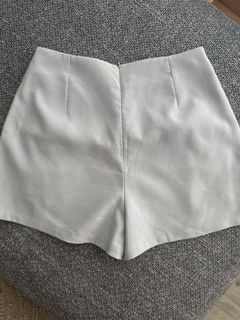 (Category: ) located in . Submitted by belief (Listing ID 1383381330, Image 1). Description: .