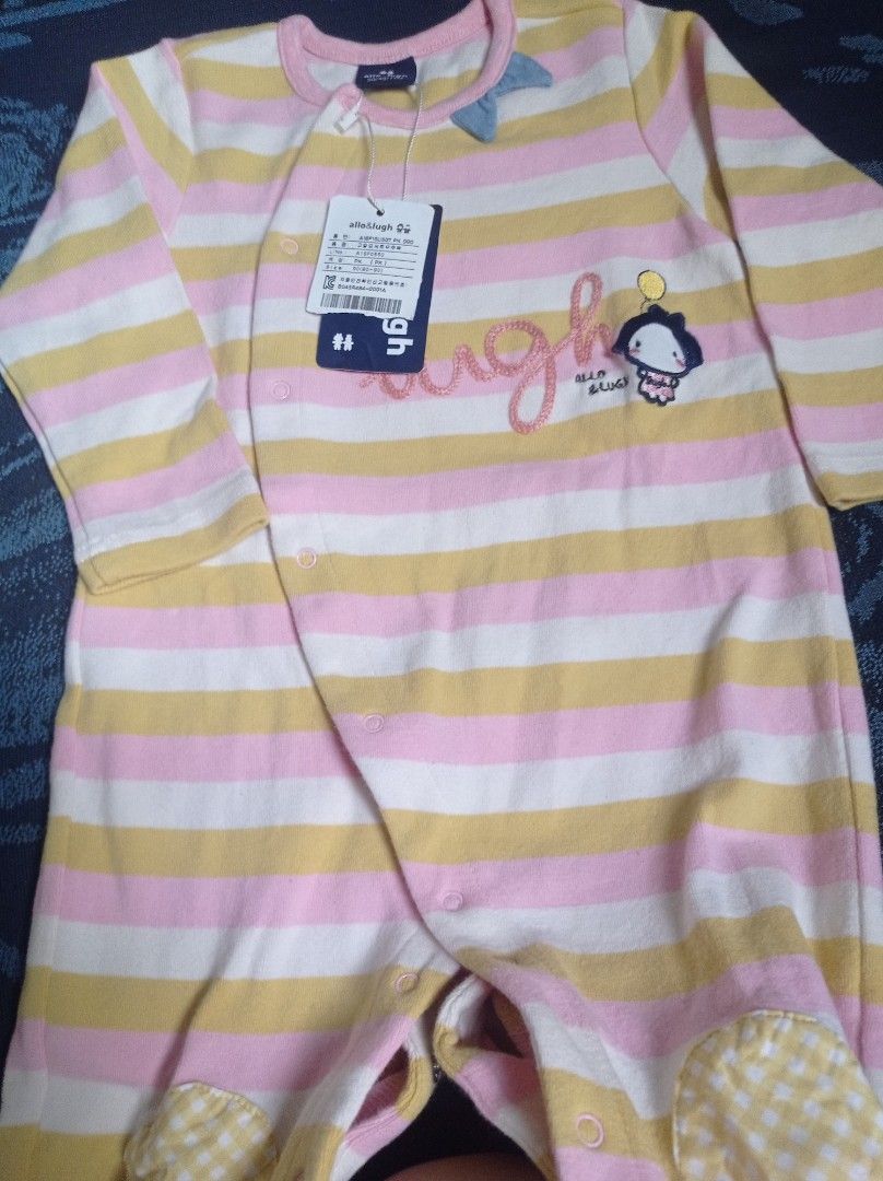 Allo n Lugh new tag (Kategori: Baju Bayi) berada di Jakarta Pusat. Dikirim oleh maizza2255 (ID iklan 1383458721, Gambar 1). Deskripsi: moimol new tag 90 no minus yaa mulus bisa co 🍊.