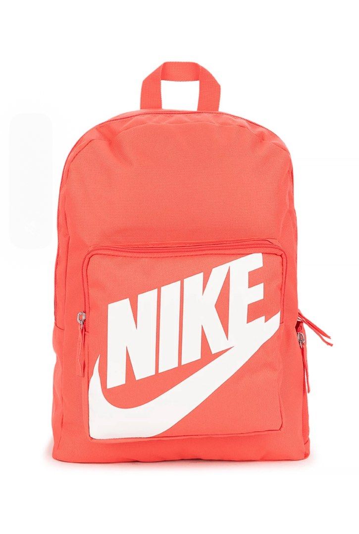 Nike Classic backpack (16L) International one size (Category: Backpacks) located in Gloria. Submitted by sheribells (Listing ID 1383463072, Image 2). Description: .