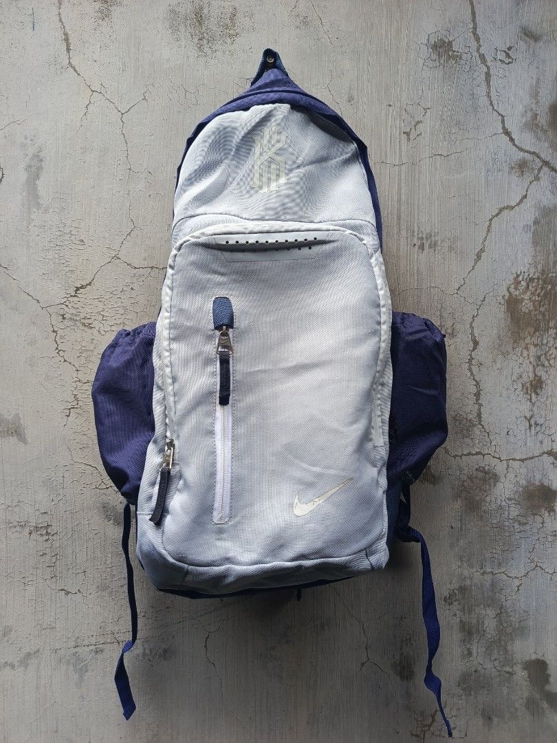 Nike Kyrie Backpack (Category: Backpacks) located in Valenzuela. Submitted by mikayruu (Listing ID 1383310703, Image 1). Description: - Valenzuela Loc 📍 - LBC/Lalamove - Issue nasa pic.