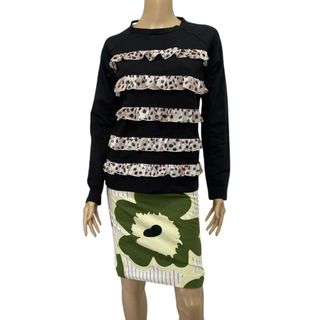 (Category: ) located in . Submitted by posh_avenue888 (Listing ID 1383369460, Image 1). Description: .