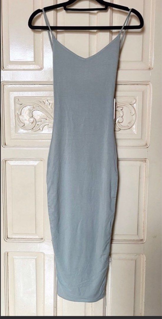 Oh polly low back dress (Category: Dresses) located in Pasay City. Submitted by agy21 (Listing ID 1383335382, Image 1). Description: Brand new Can fit to Xs-small.