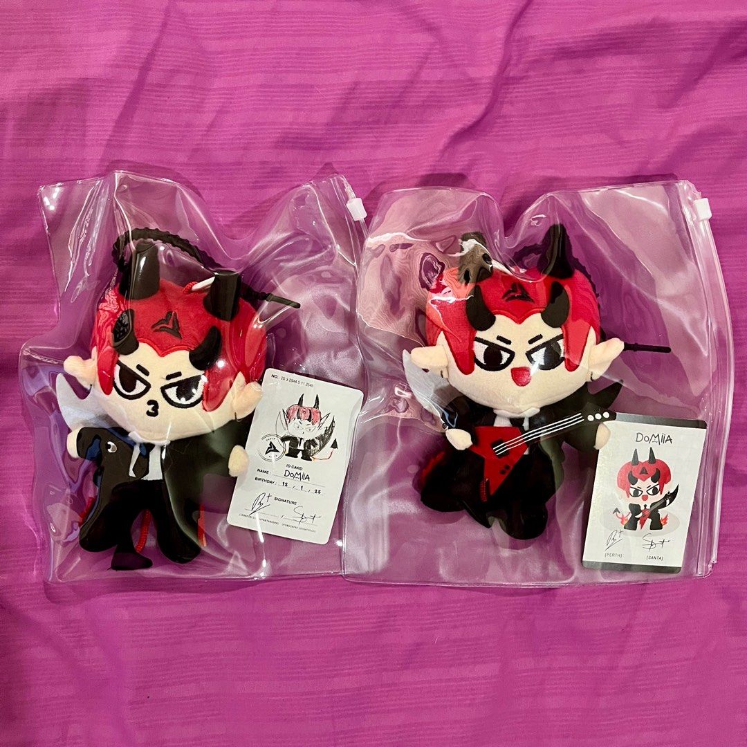 PerthSanta Official Merchandise GMMTV Domiia, Hobbies & Toys