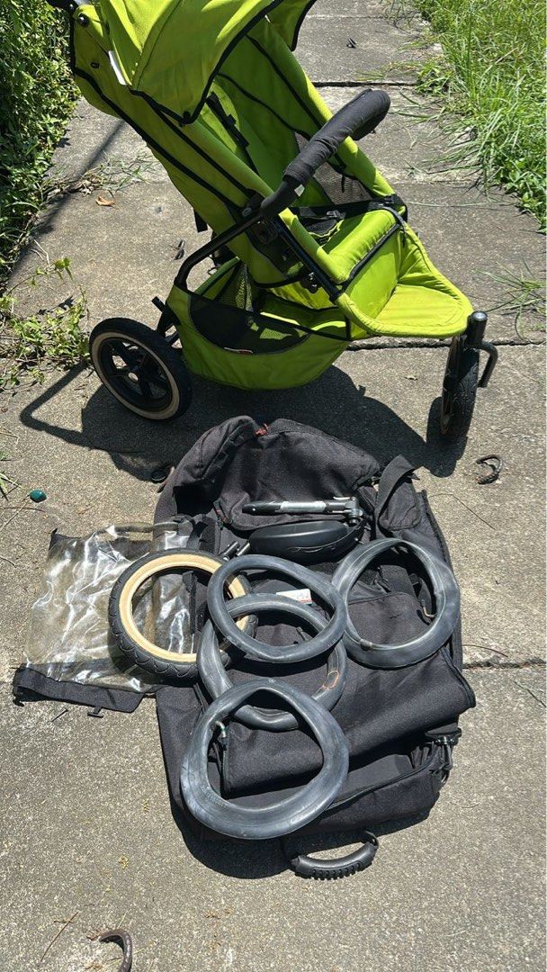 Phil & Ted Running stroller ( kelantan (Category: Strollers) located in Port Klang. Submitted by worldofbundle_ (Listing ID 1383314013, Image 3). Description: .