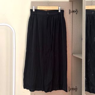 (Kategori: ) berada di . Dikirim oleh thriftbyjuni (ID iklan 1383398958, Gambar 1). Deskripsi: .