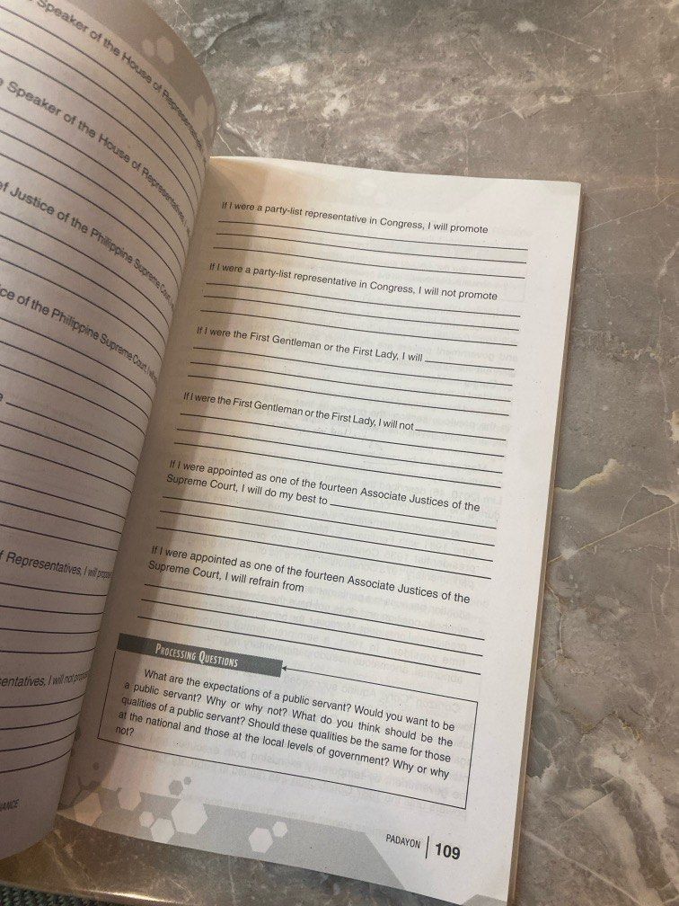 Politics Without Borders (Category: Storybooks) located in Las Pinas. Submitted by ferrerf (Listing ID 1383415295, Image 3). Description: .
