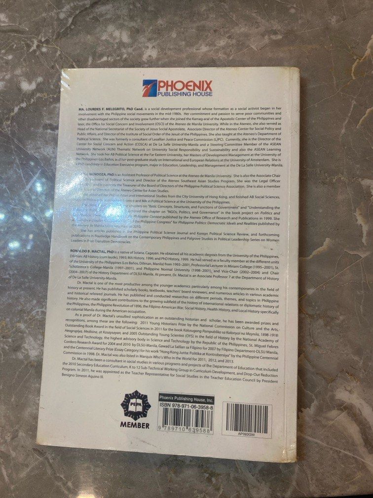 Politics Without Borders (Category: Storybooks) located in Las Pinas. Submitted by ferrerf (Listing ID 1383415295, Image 2). Description: .