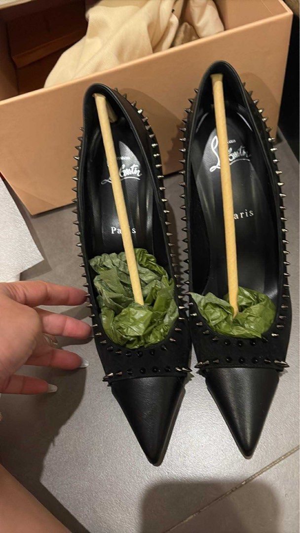 Pre loved Size 38.5 Authentic (Category: Heels) located in Las Pinas. Submitted by ddainty.princess (Listing ID 1383432916, Image 1). Description: Authentic Christian Louboutin Pump Size 38.5 US No box na po Good condition.