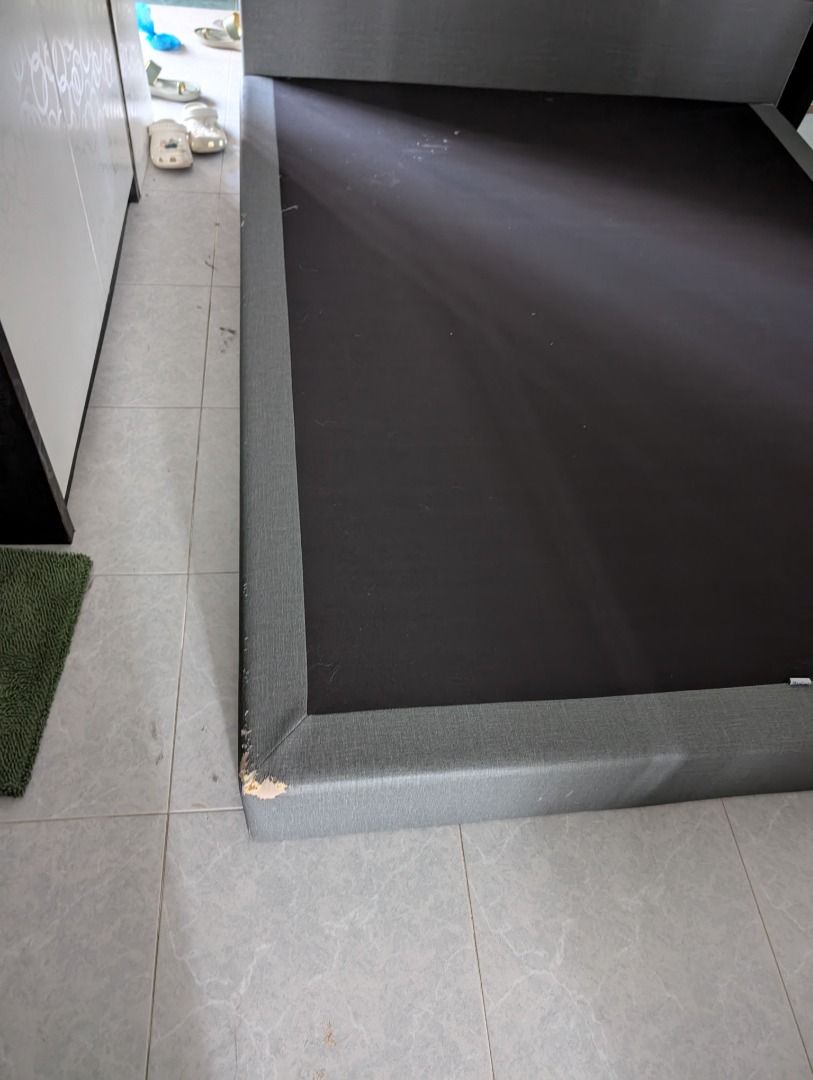 Queen Size Bed Frame with Headboard65075079619586112