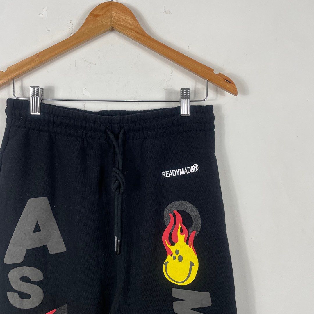 ReadyMade x CPFM - Sweatpants (Category: Joggers) located in San Fernando. Submitted by lilhustler_ph (Listing ID 1383318601, Image 2). Description: ReadyMade x CPFM - Sweatpants - •Size: Medium to Large •Length: 41 •Waist: 30-34 •Color rate: 10/10 •Condition: Excellent - Mine: 2k.